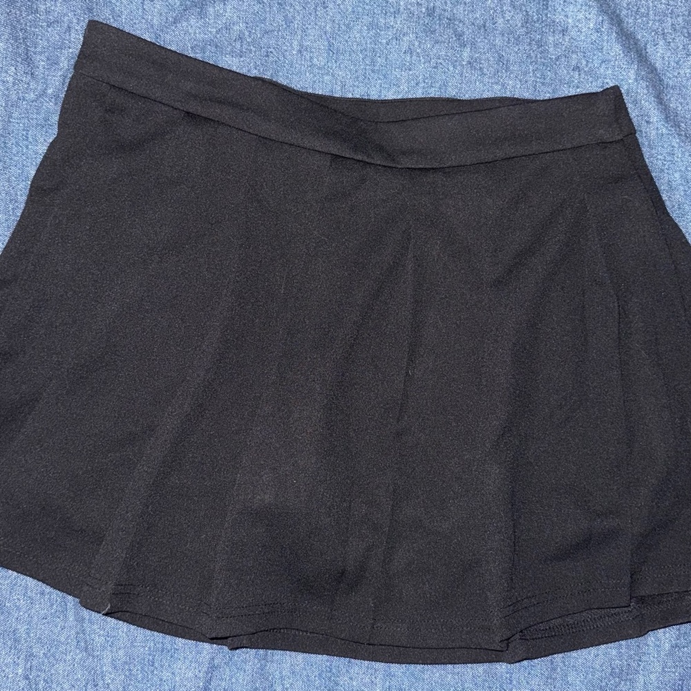 Fashion Nova Black Asymmetric Pleated Mini Skirt with Buckle Detail - Picture 8 of 8